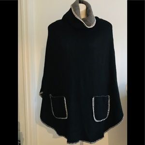 Steve Madden COZY Poncho